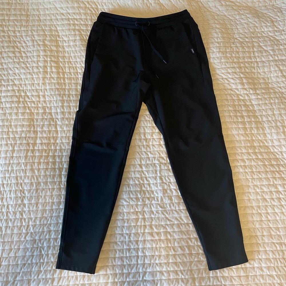 UNRL Men’s Performance Pants - M - Black